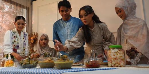A halal food spread